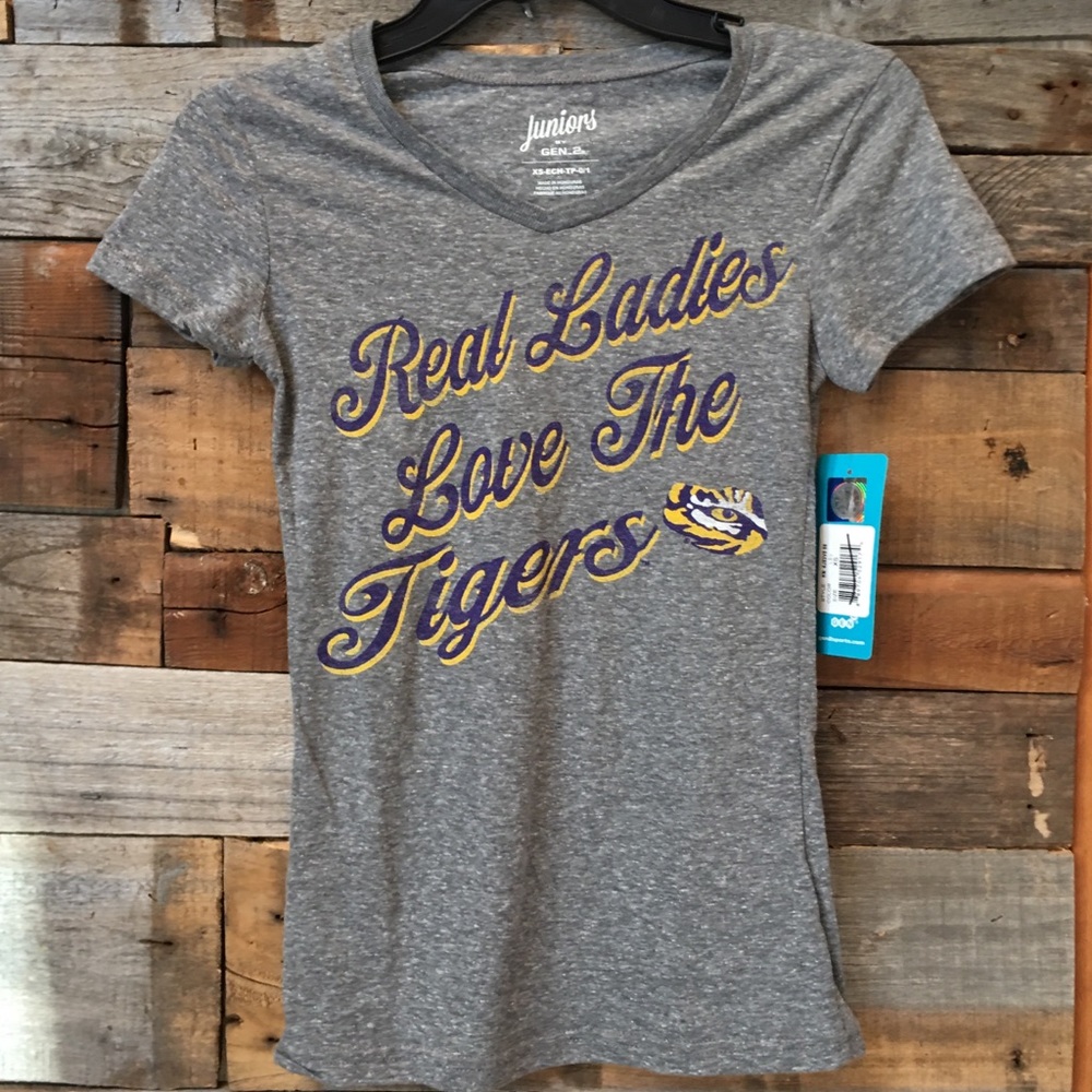 Gray Short Sleeve Tee - Real Ladies Love The Tigers